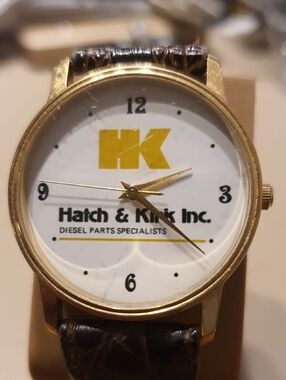 10/$20 Vtg Hatch & Kirk Inc Promo Goldtone/White Leather Men's Watch